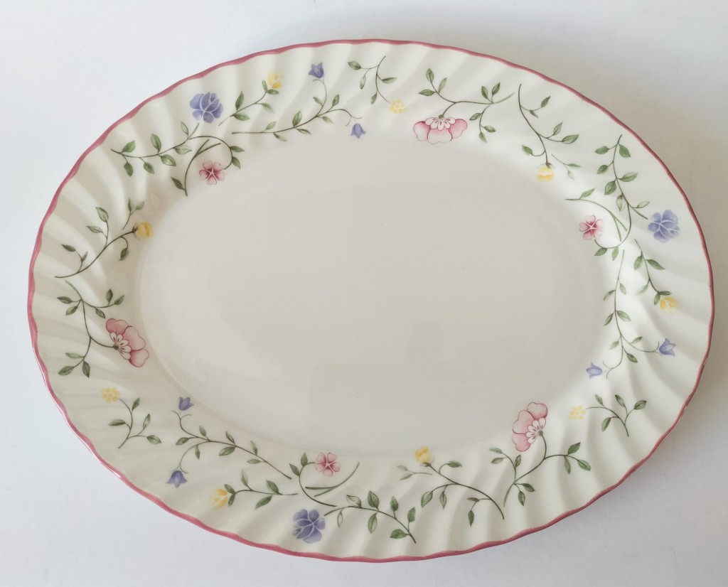 Nivag Crockery: Johnson Brothers Summer Chintz: Set of Oval