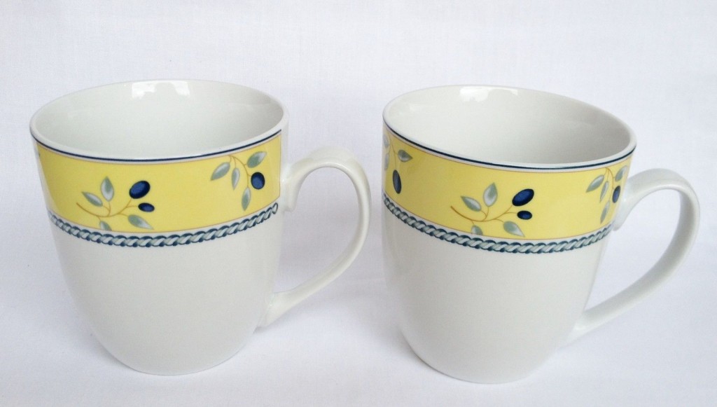 Nivag Crockery Royal Doulton Blueberry Set of 2 Mugs