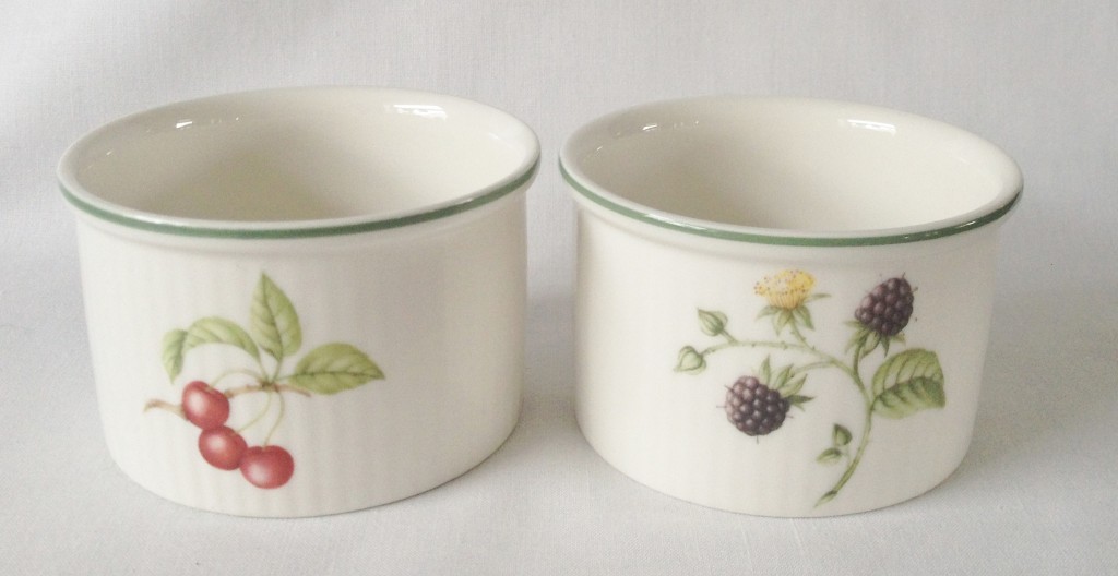 Nivag Crockery Marks and Spencer Ashberry Set of 2 Ramekin Dishes